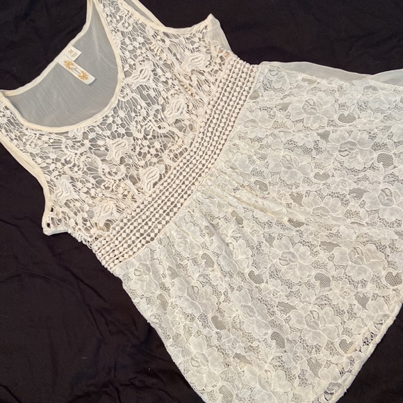 Victorian Bobbin Lace chiffon peplum blouse with matching cami undergarment - Picture 8 of 15